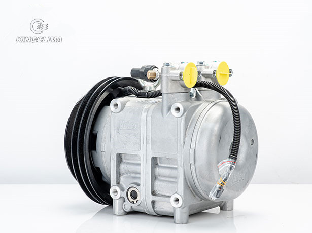 TM65 bus AC compressor