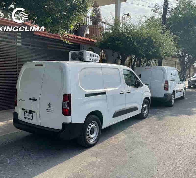 Battery powered air conditioner for small vans