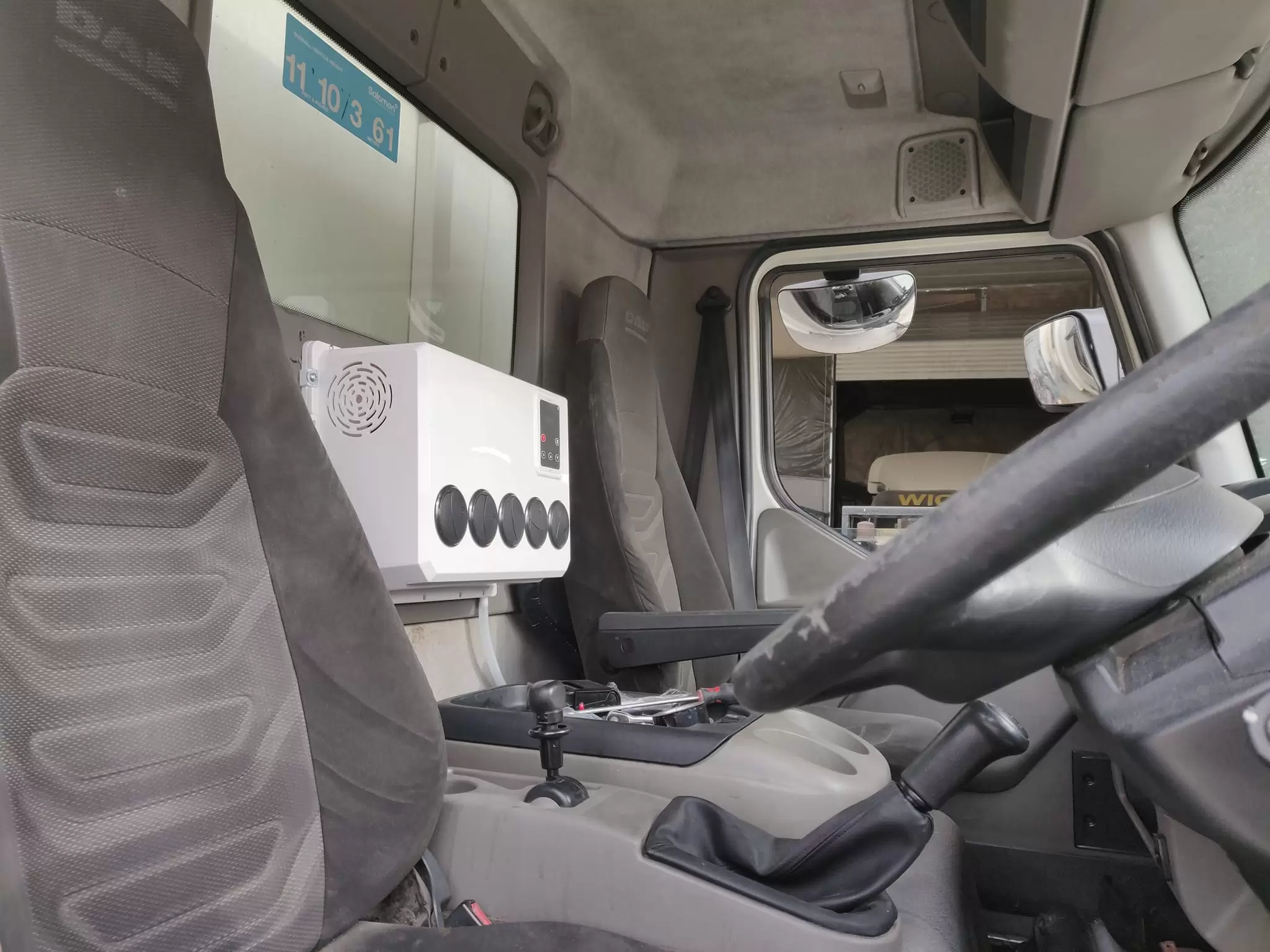 Truck Cab Roof Electric Car Truck Bus Portable Mini Split AC