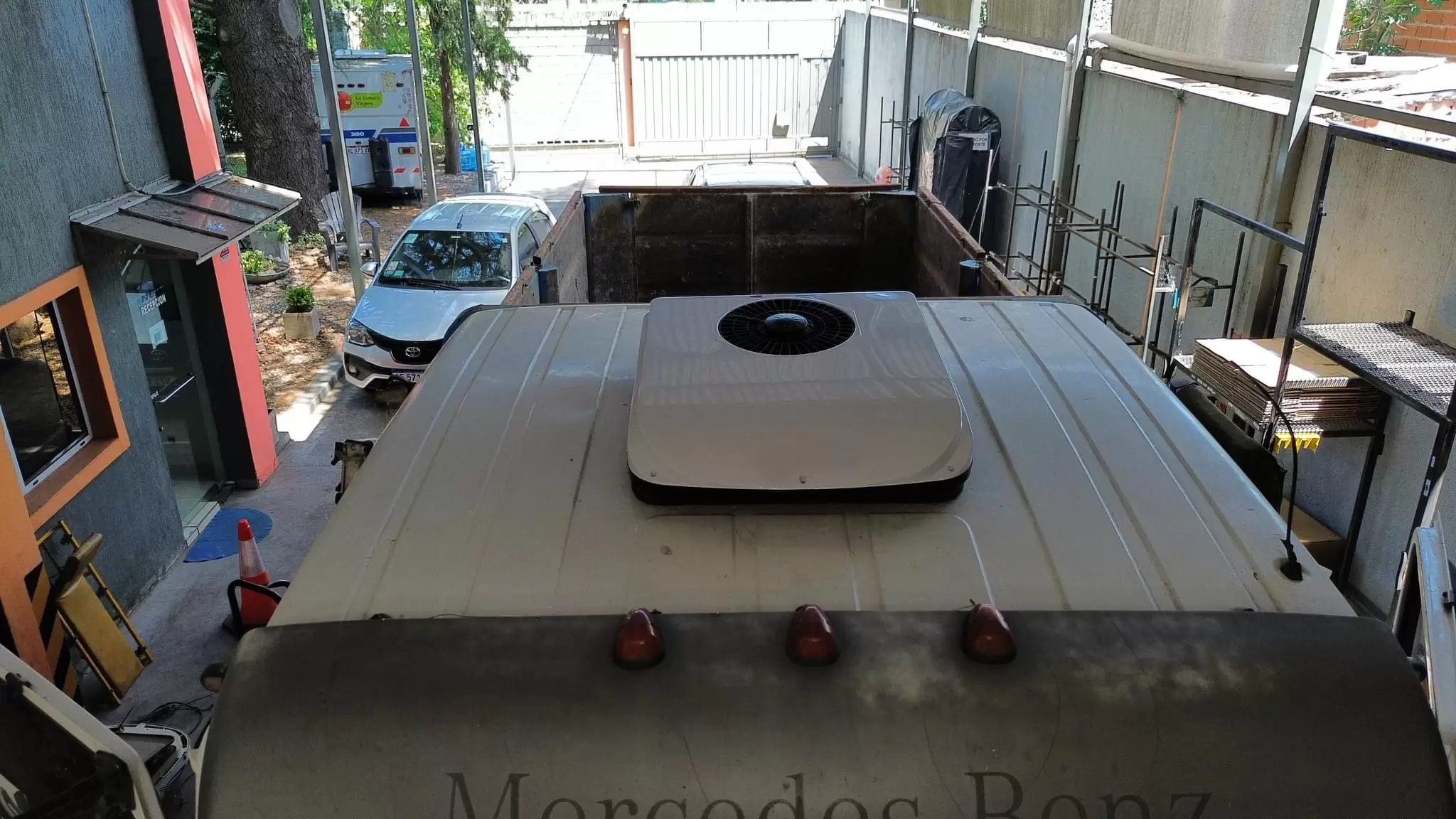 Electric Truck Air Conditioner with DC24V and DC12V Model