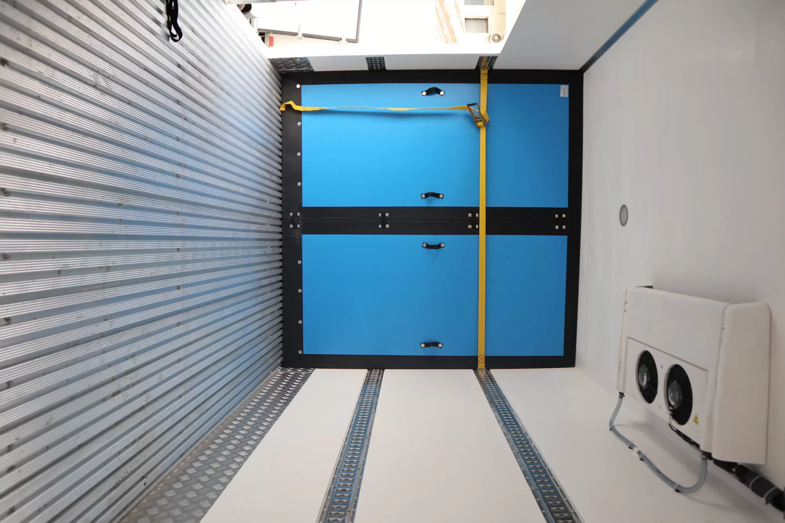 Insulated Panels for Refrigerated Vehicle Body